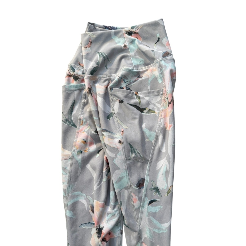 RBX Leggings Womens M Grey Floral Capri High Waisted Side Pockets Activewear - Picture 3 of 7
